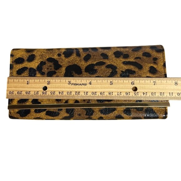 Leopard Print Safe Keeper Wallet Trifold Clutch Style Card Slots & ID Holder - Picture 2 of 14